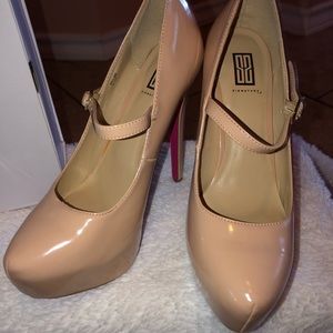 Shoe Dazzle Shoes - Shoe Dazzle signature hidden platform heels Shoe Dazzle Shoes - Shoe Dazzle signature hidden platform heels